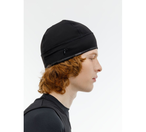 Спортивная шапка утепленная Jogge, черная