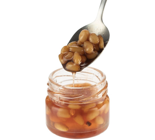 Кедровые орехи Nutree в сосновом сиропе